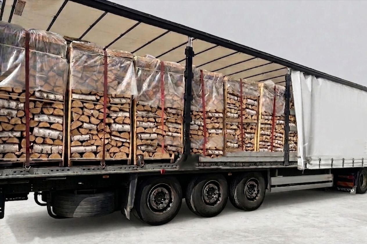 Buche-Brennholz – LKW-Ladung – 30/33 cm – kammergetrocknet – 2 RM Paletten